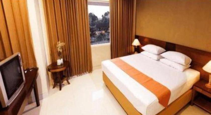 Wonua Monapa Hotel Resort Kendari Exterior foto