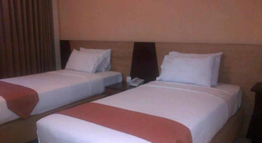 Wonua Monapa Hotel Resort Kendari Exterior foto